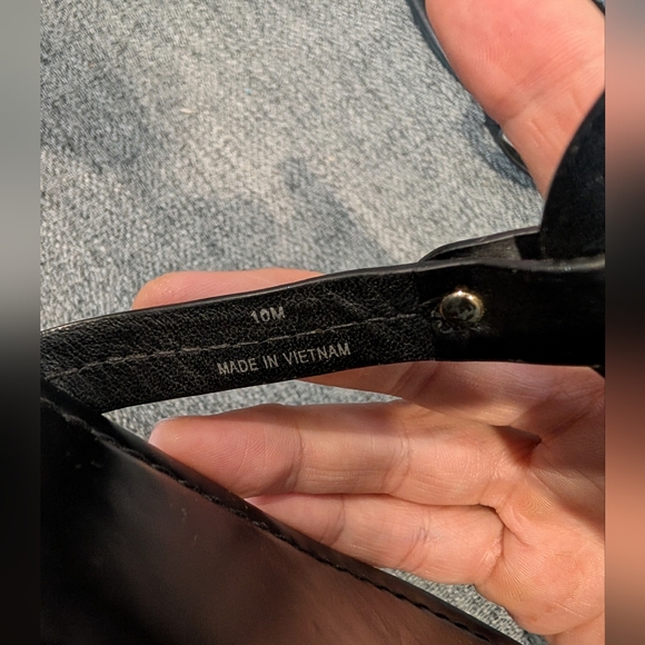 Tory Burch MILLER PATENT SANDAL - Picture 9 of 14